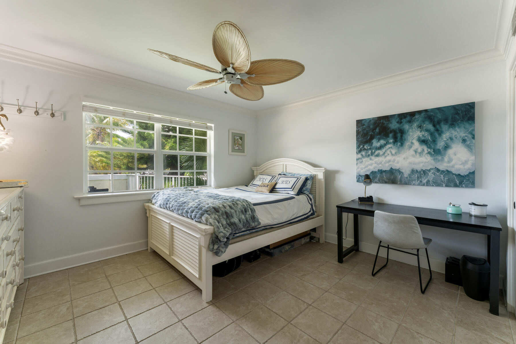 235 W Seaview Circle