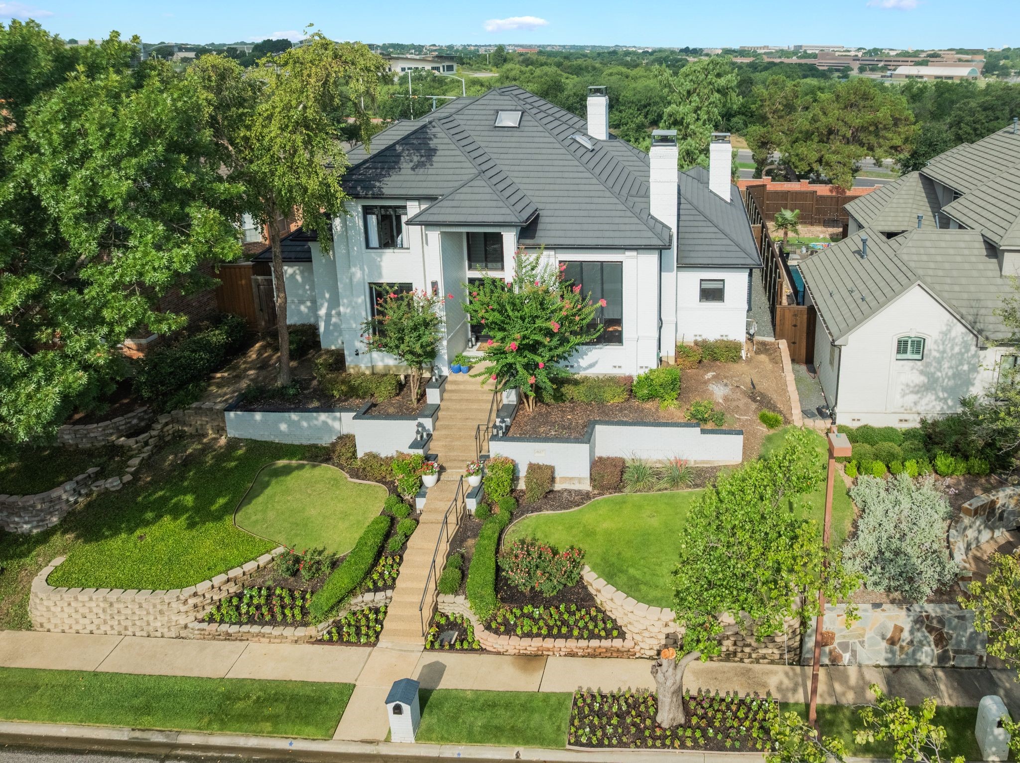 4617 Redwood Court