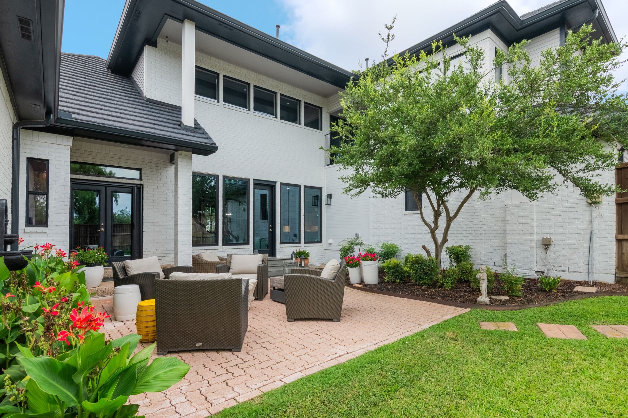 4617 Redwood Court