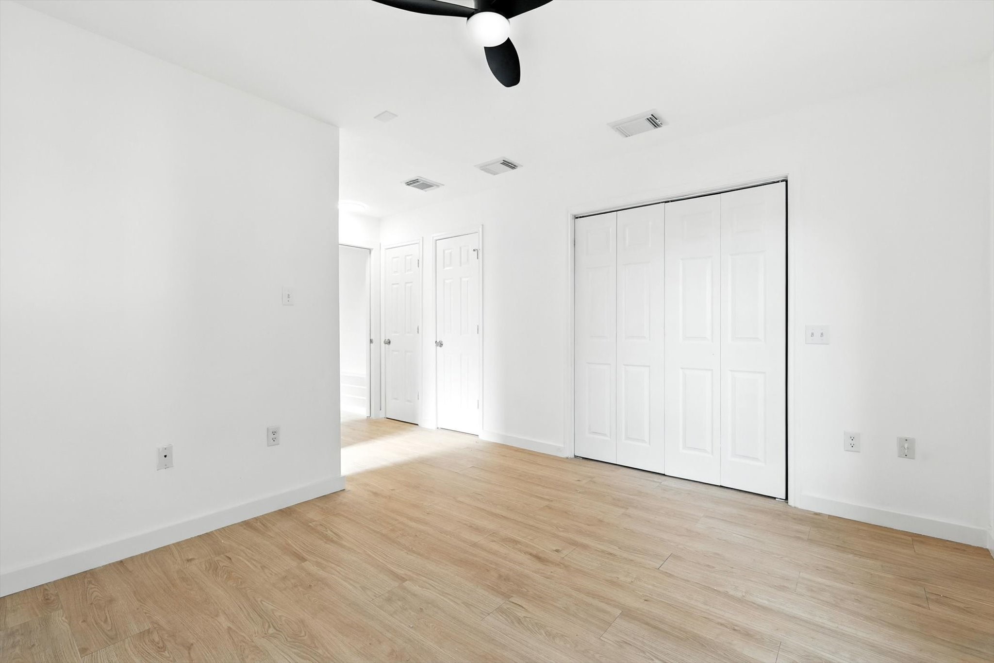 3335 Tioga Street