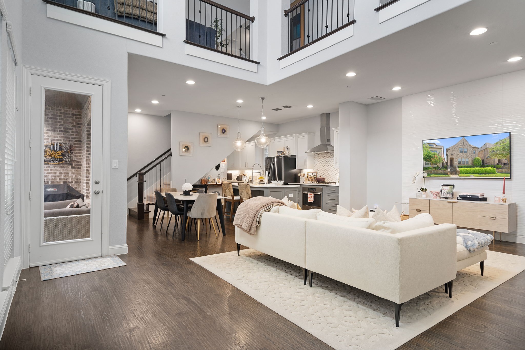 228 Skystone Drive