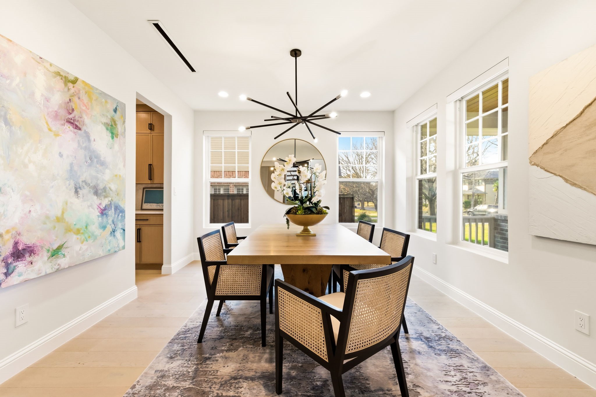 5550 Vickery Boulevard