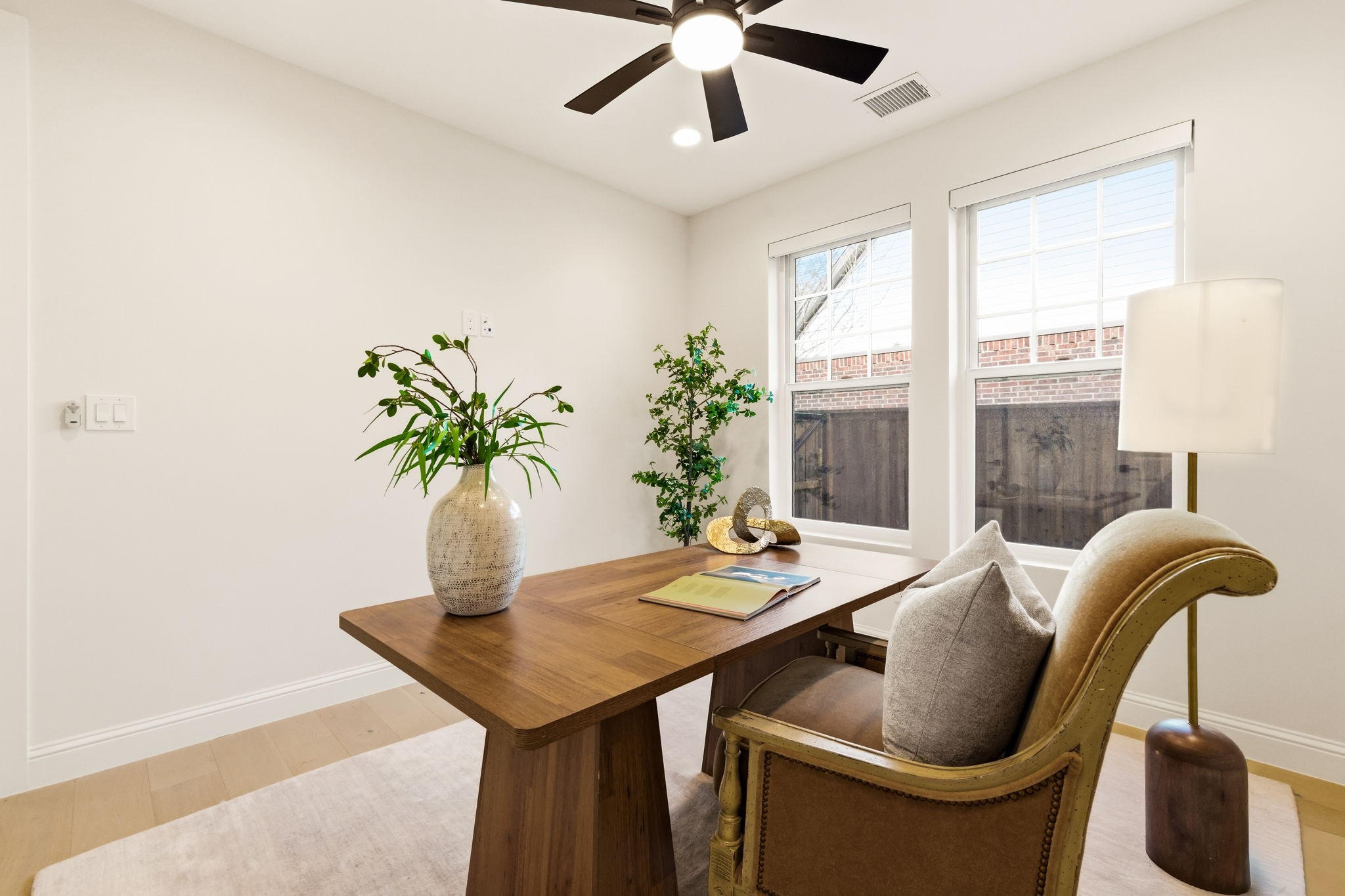 5550 Vickery Boulevard