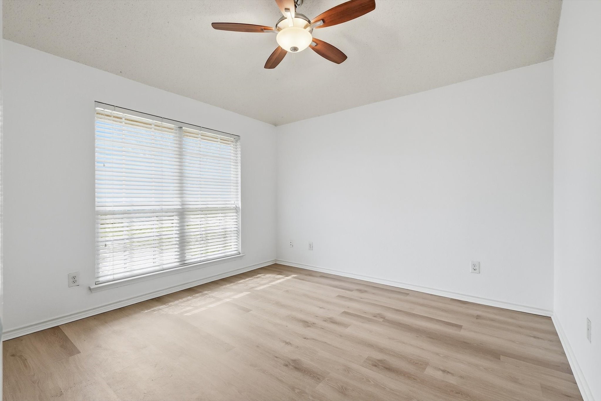 3107 Deerhollow Drive