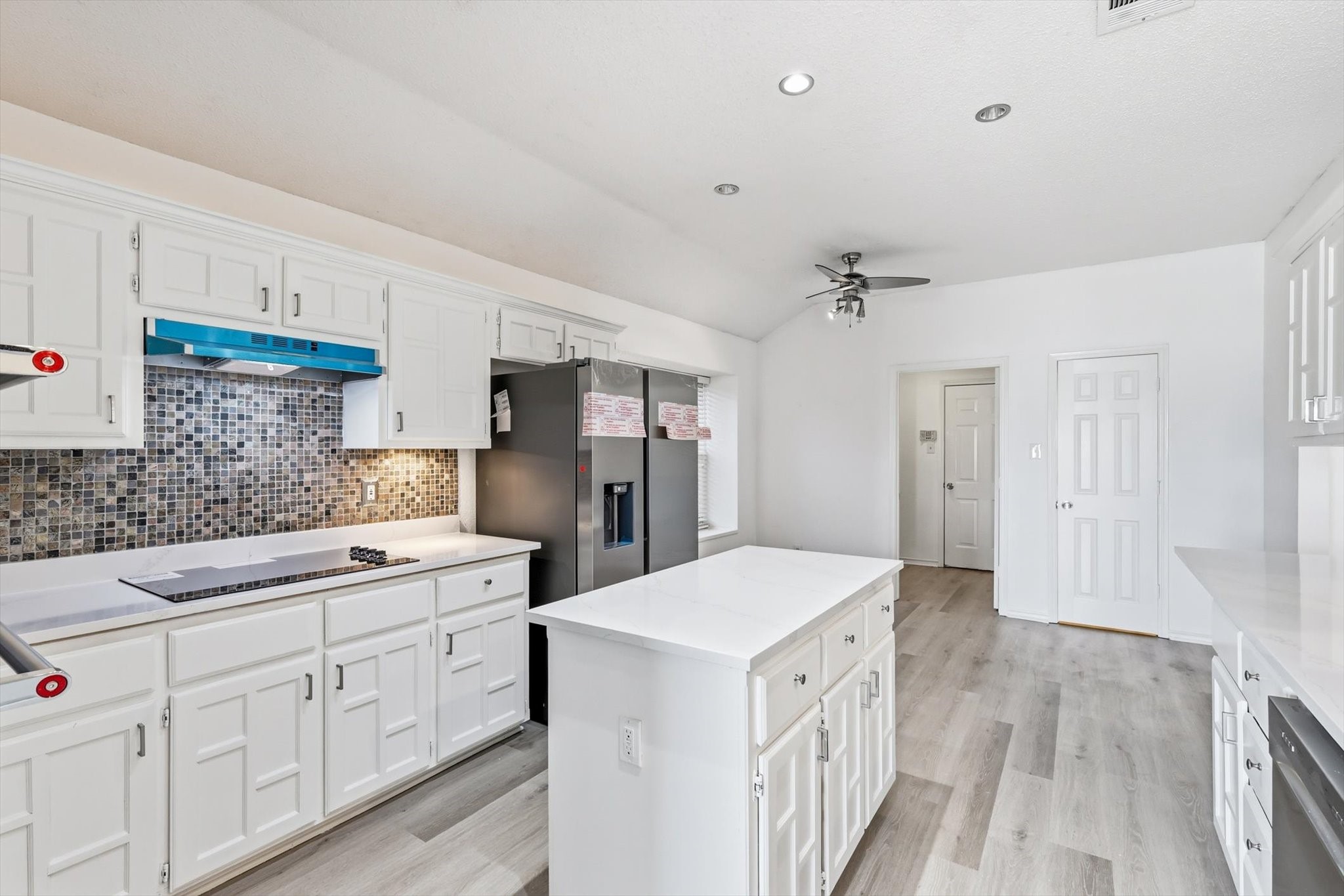 3107 Deerhollow Drive