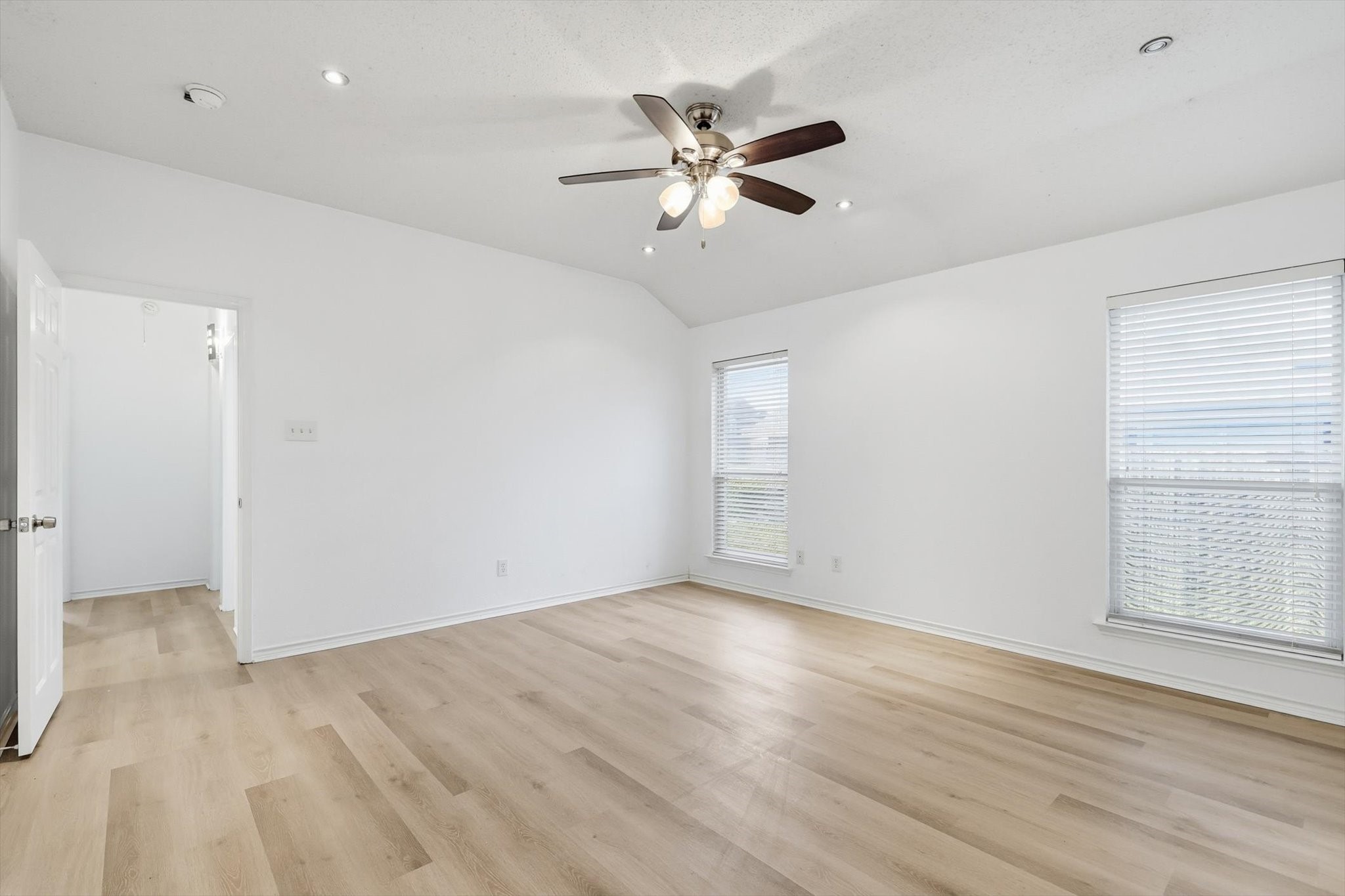 3107 Deerhollow Drive