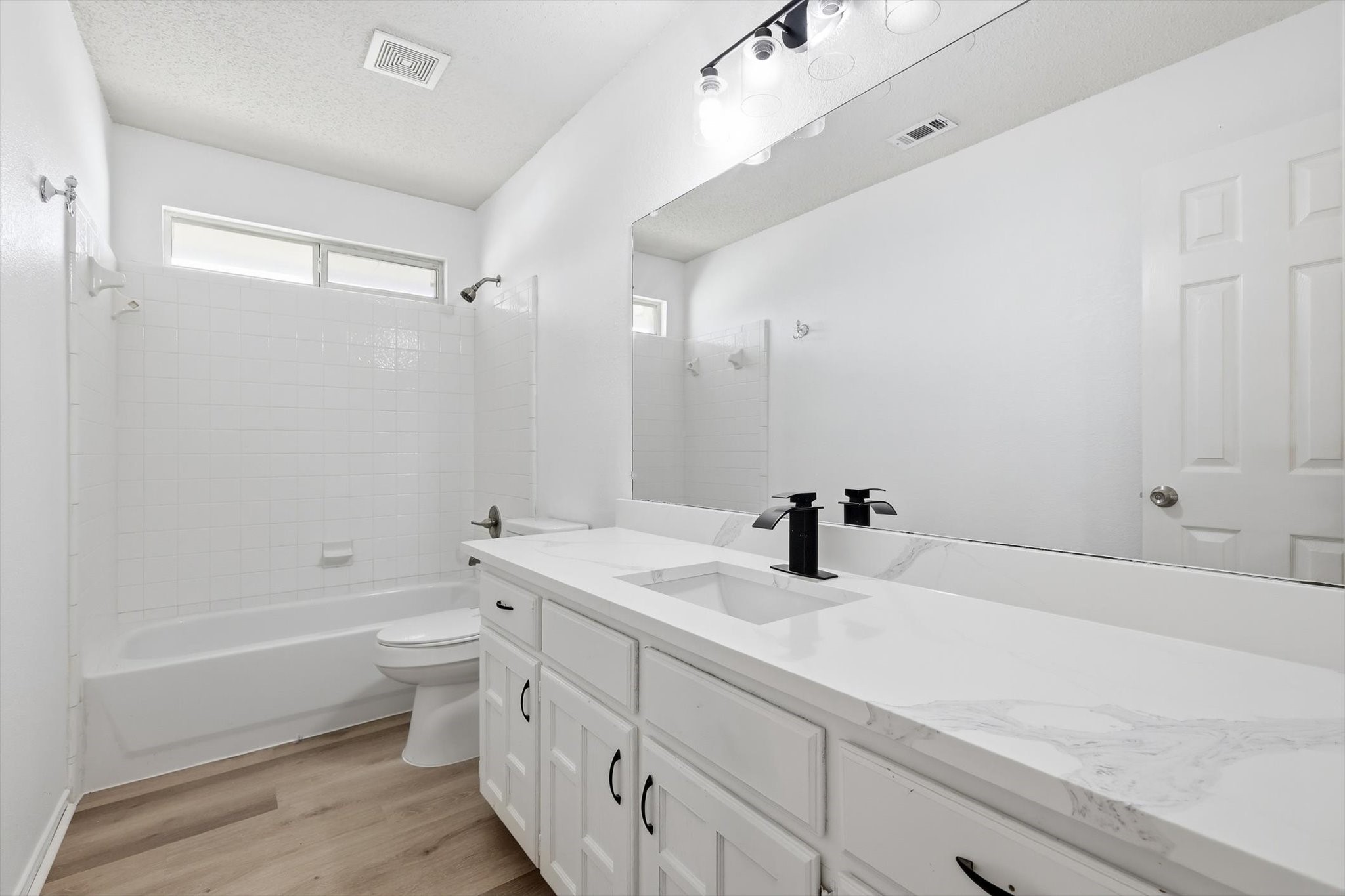 3107 Deerhollow Drive