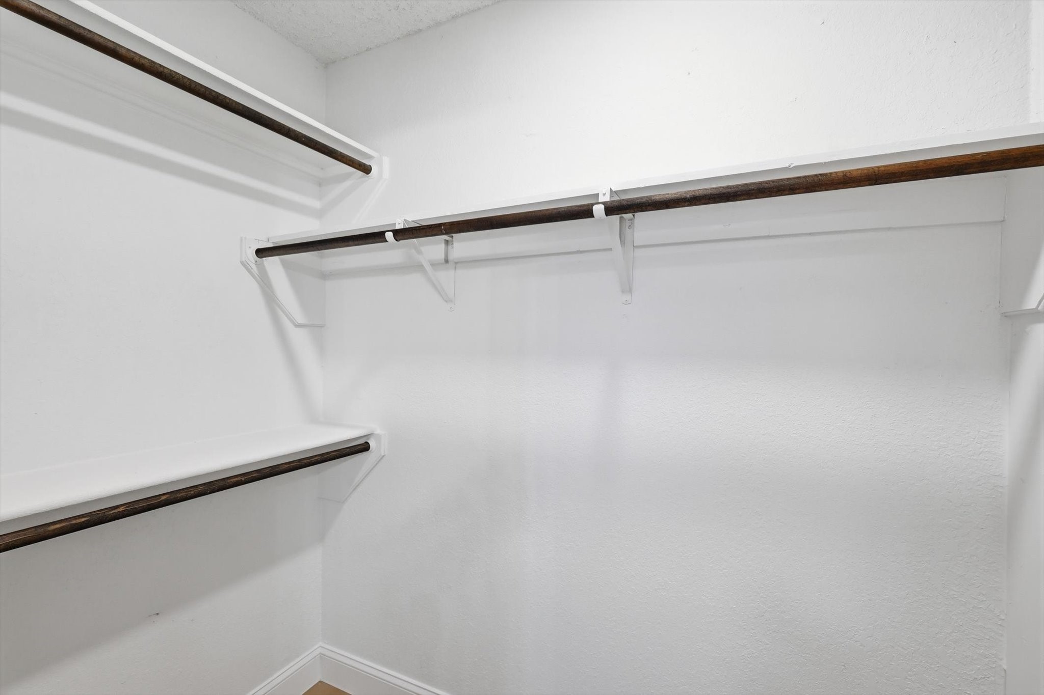 1140 W Hills Terrace