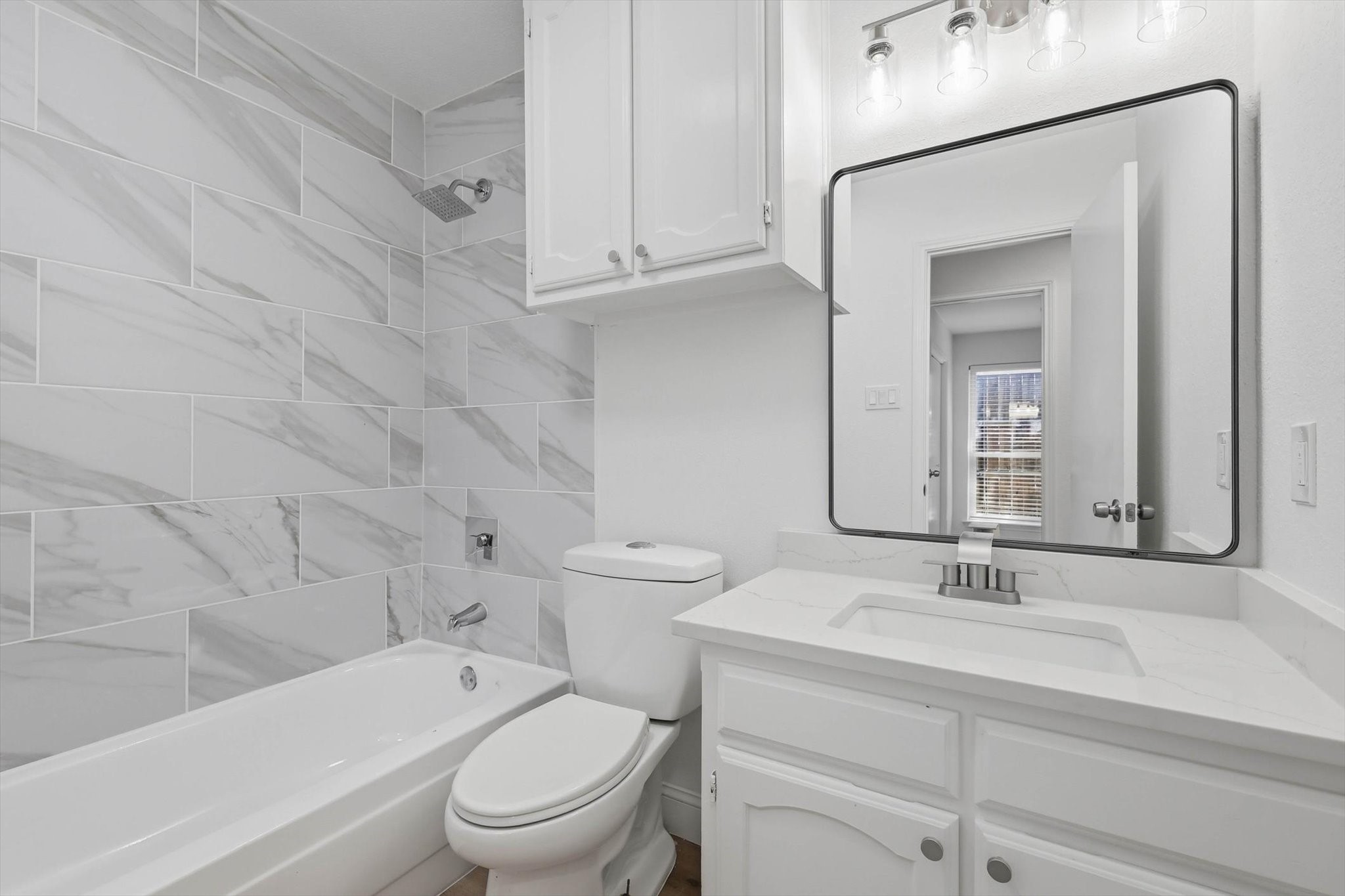 1140 W Hills Terrace