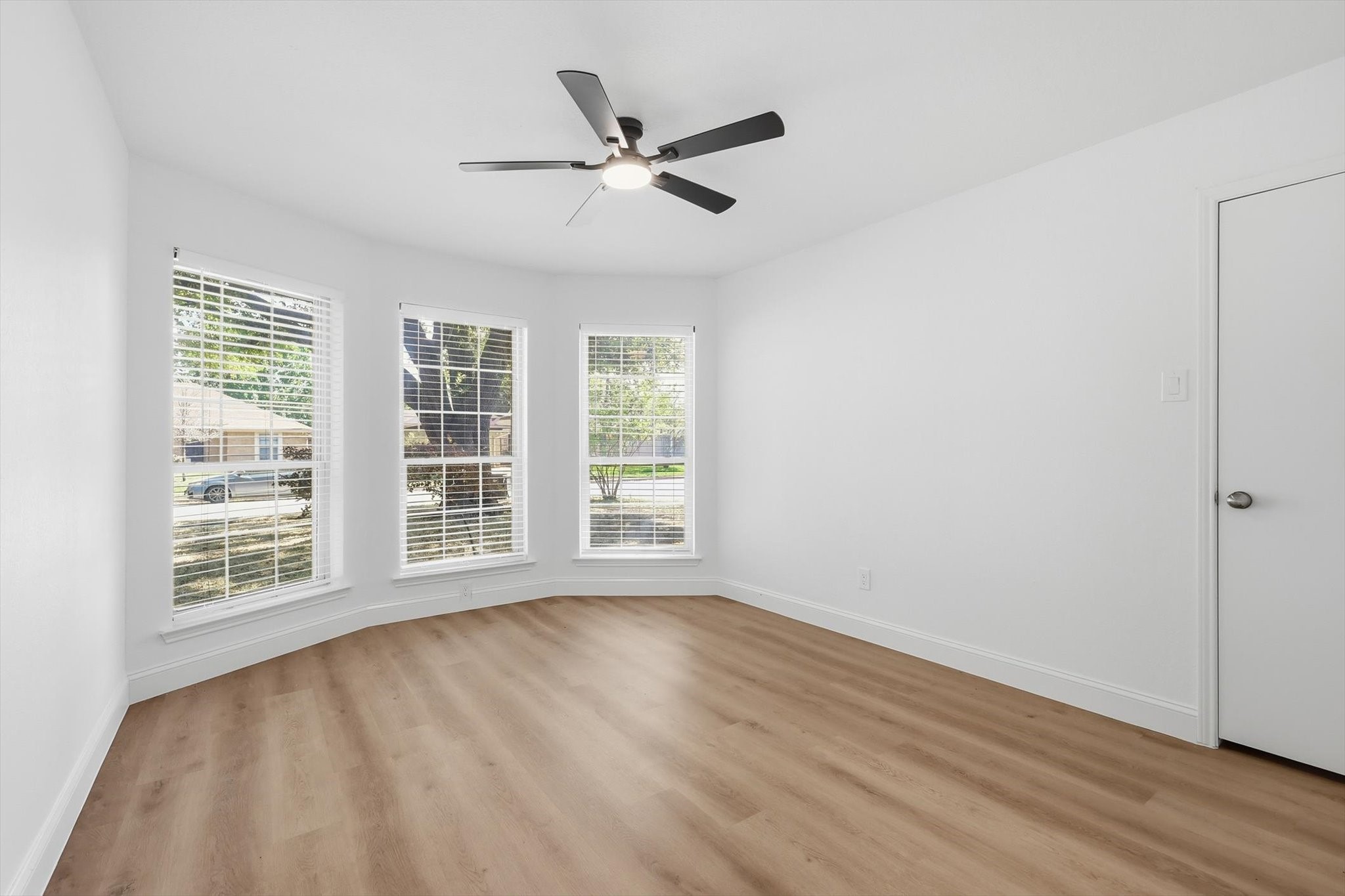 1140 W Hills Terrace