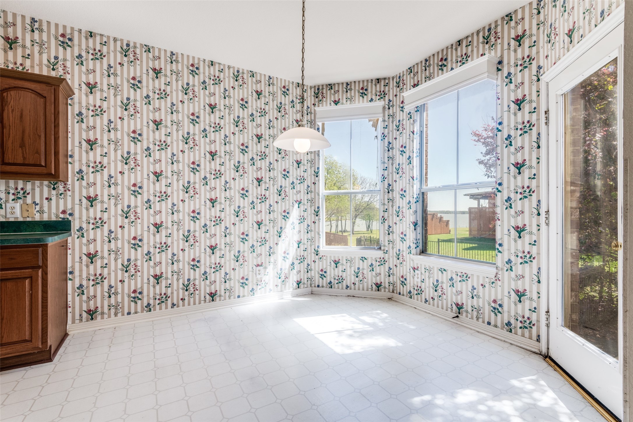 4110 Watersedge Court