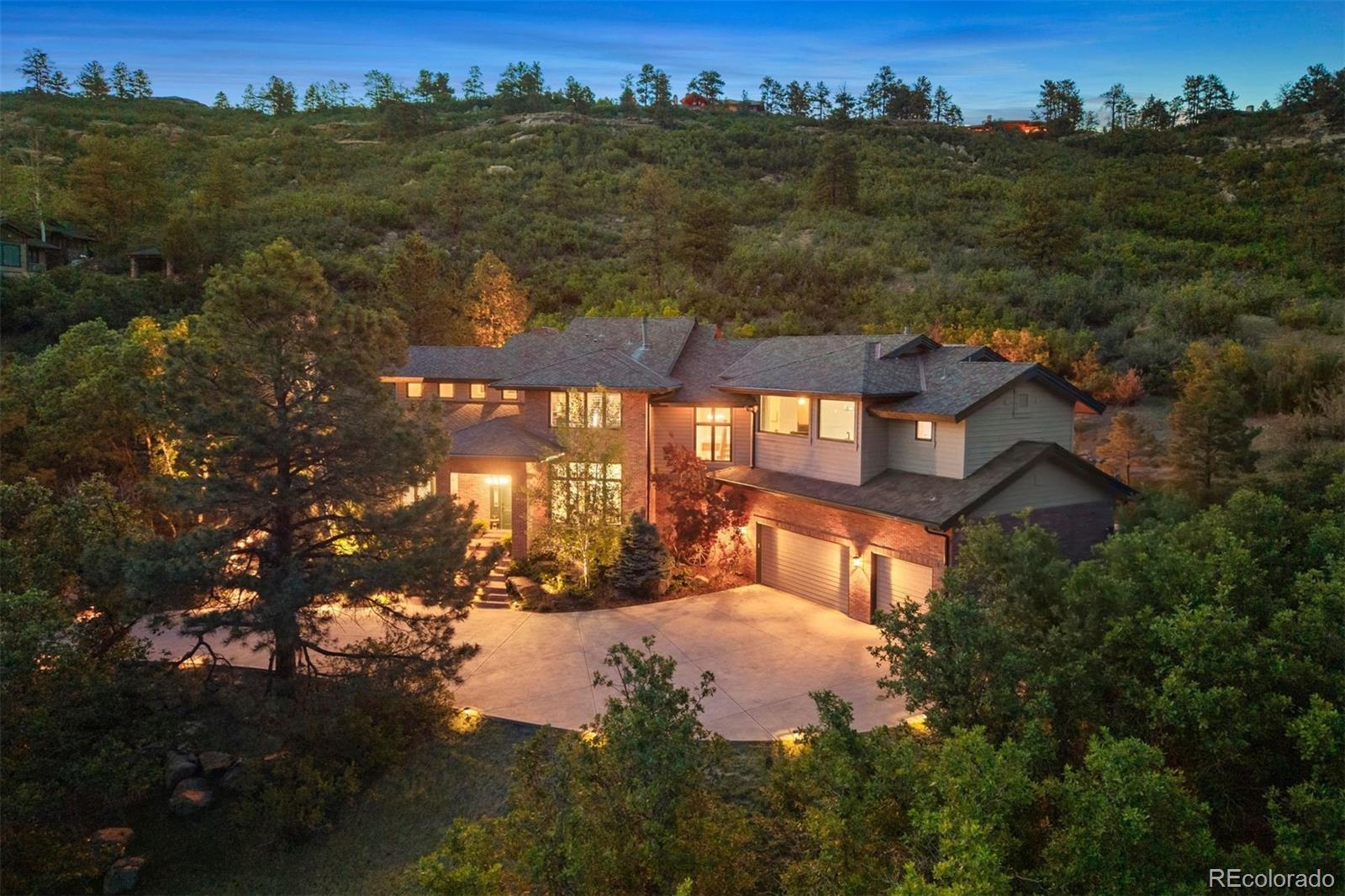 10 Castle Pines Drive