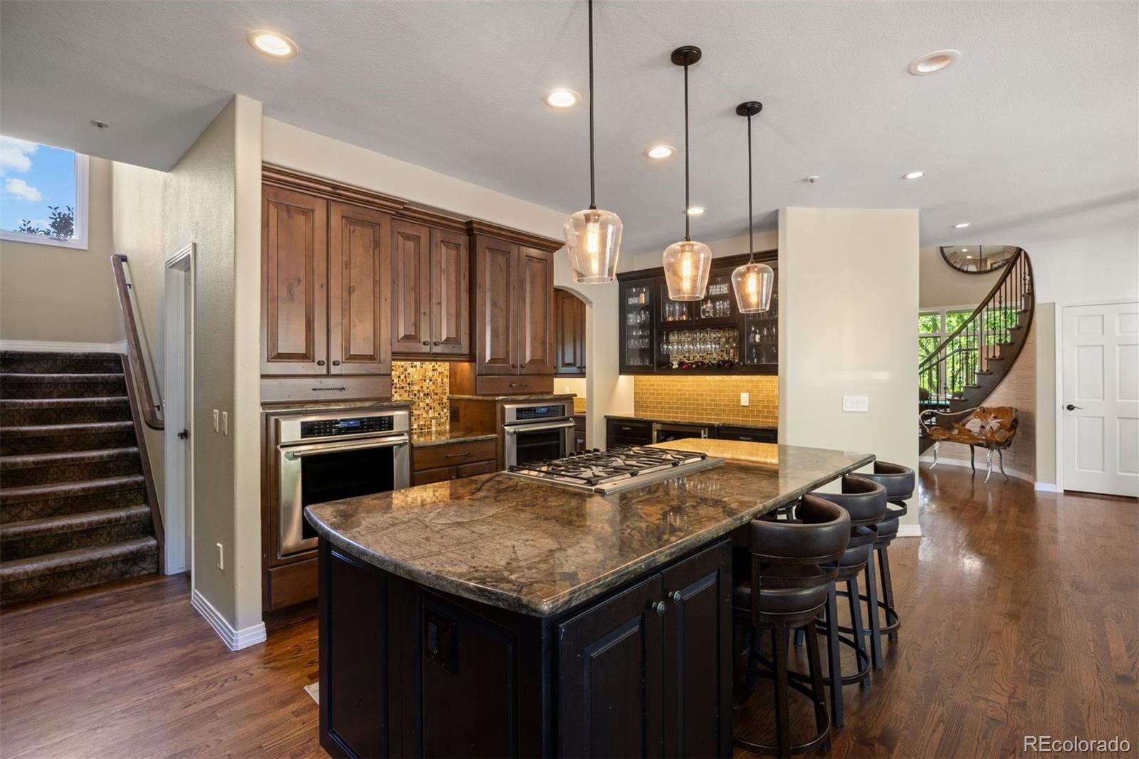 10 Castle Pines Drive