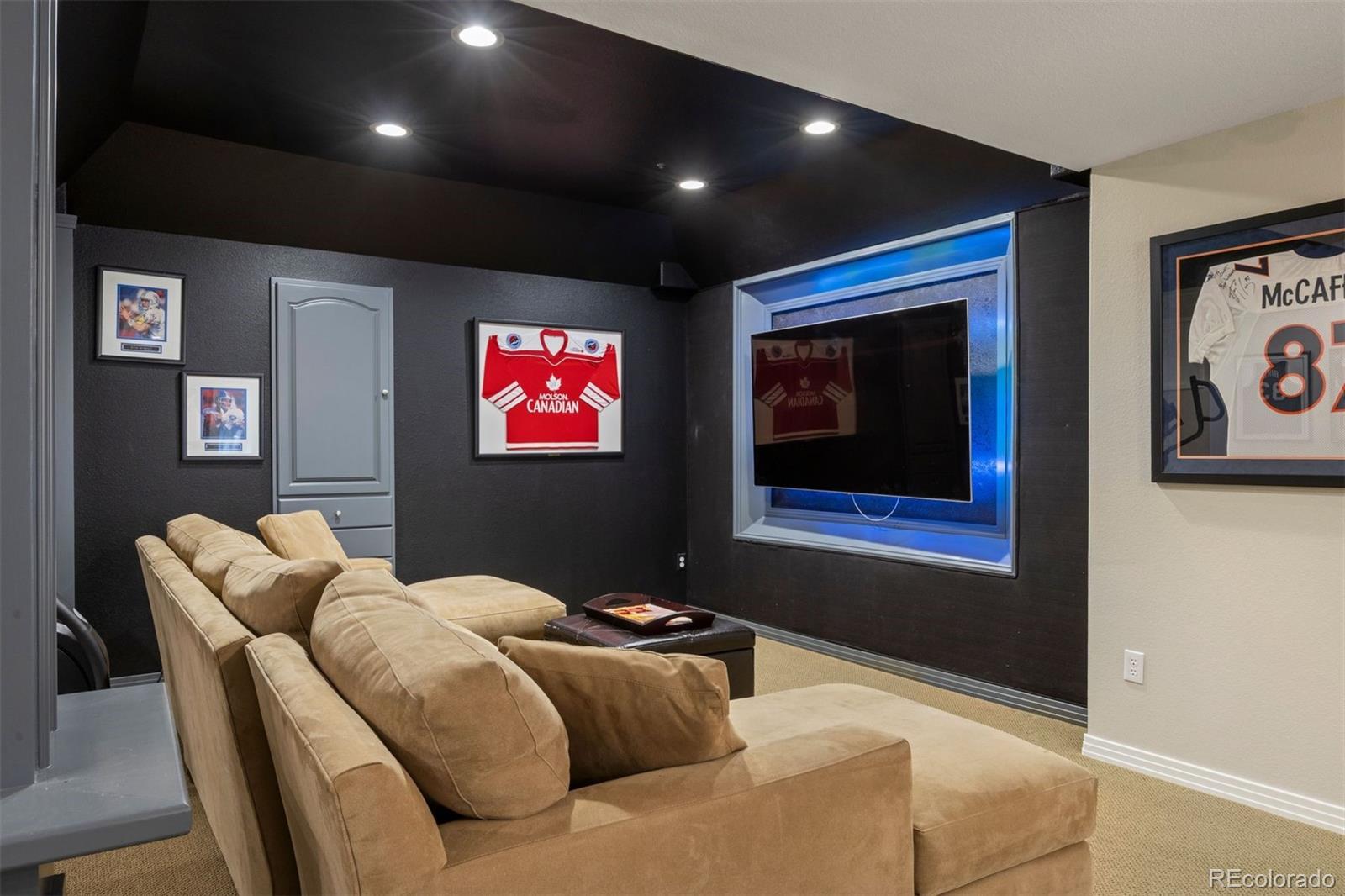 10 Castle Pines Drive