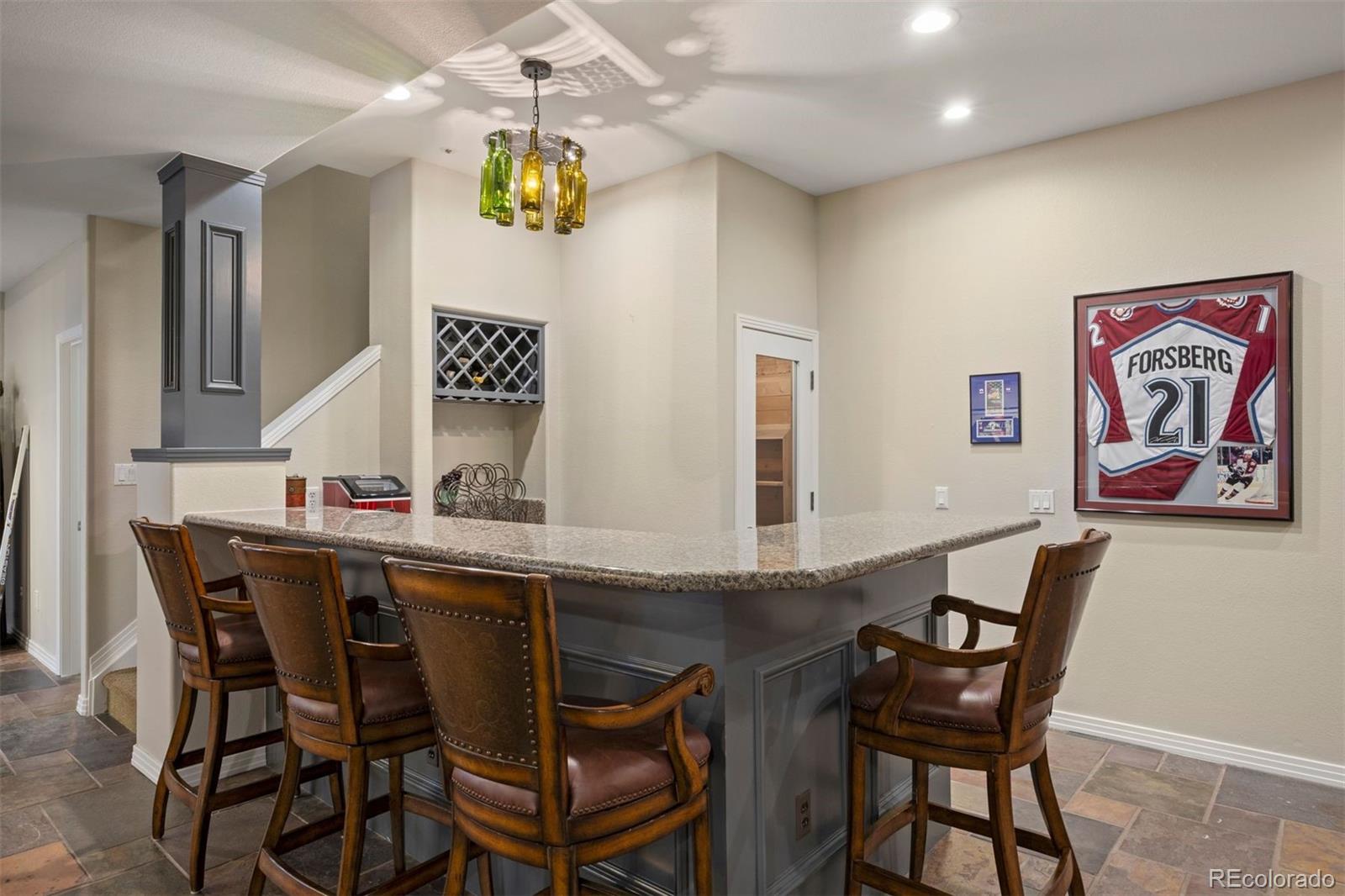 10 Castle Pines Drive