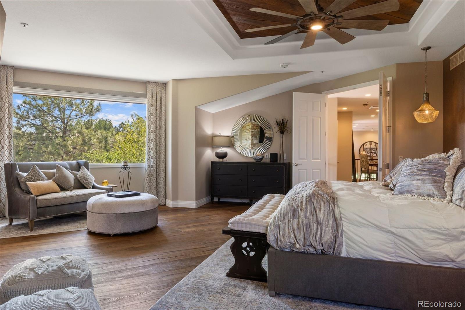 10 Castle Pines Drive
