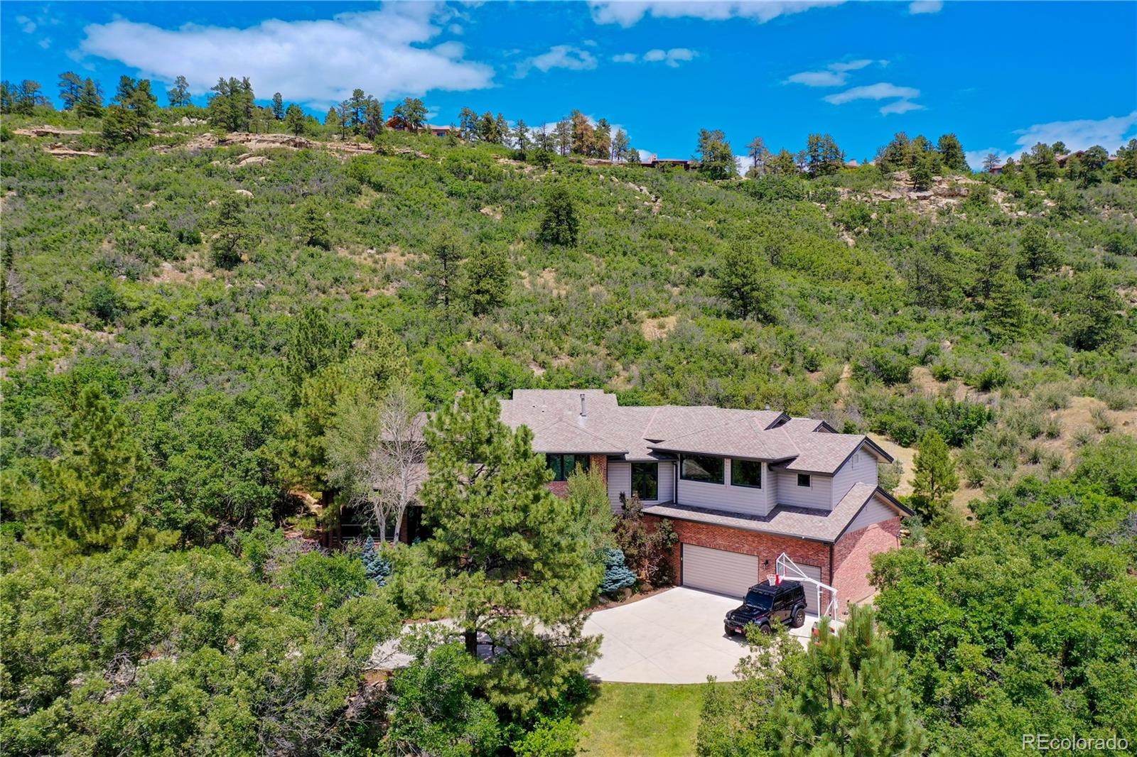 10 Castle Pines Drive