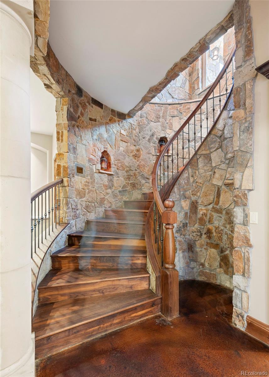 3120 Bears Den Drive