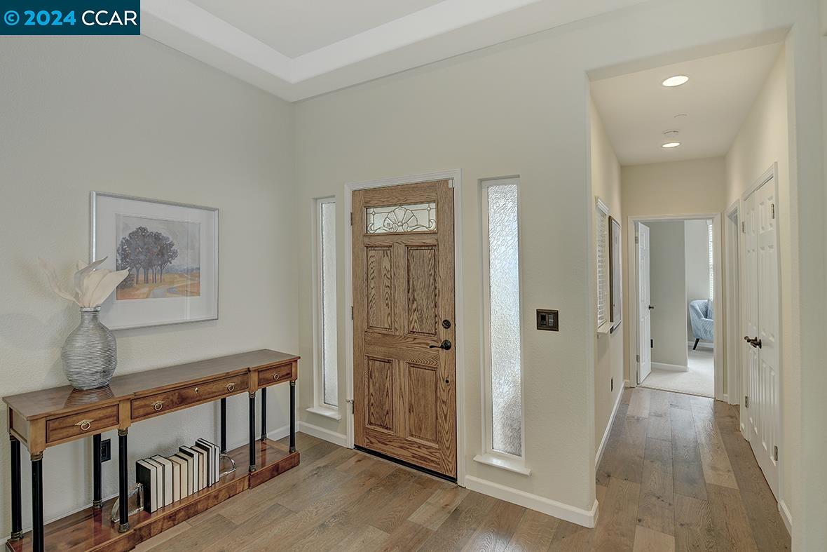 6409 Horsemans Canyon Dr