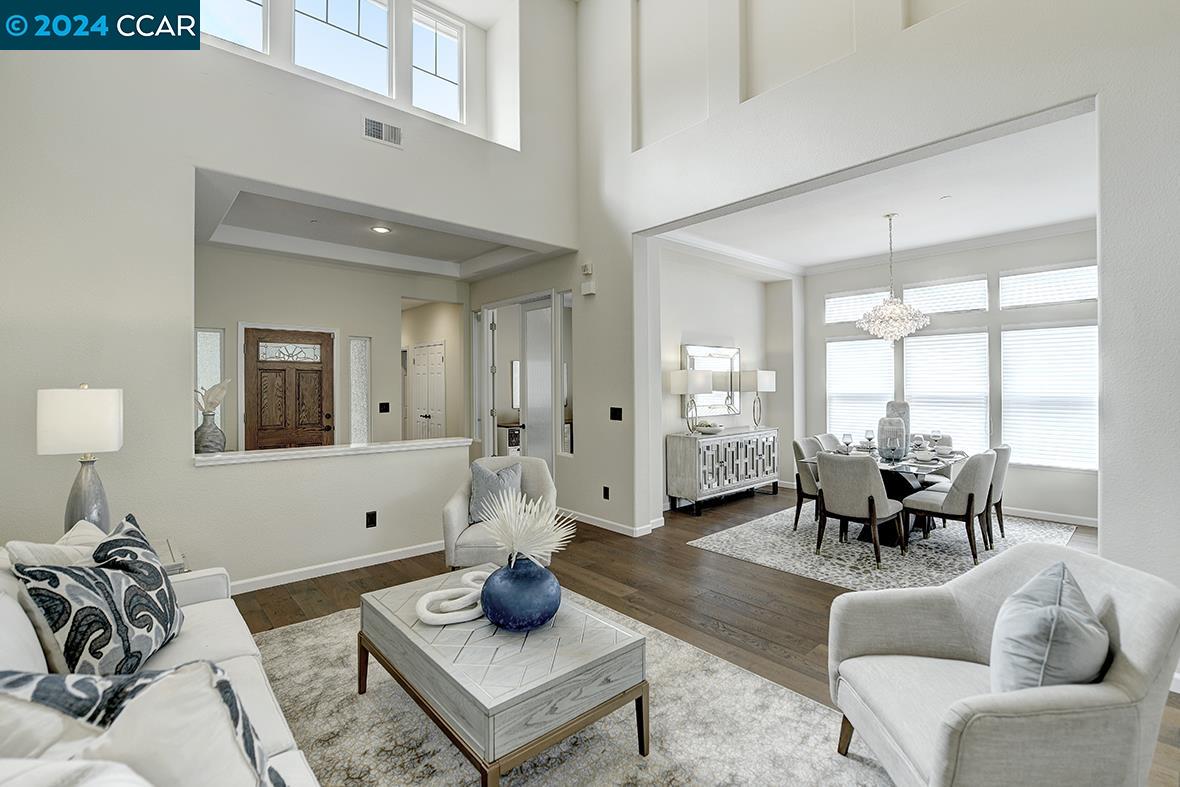 6409 Horsemans Canyon Dr