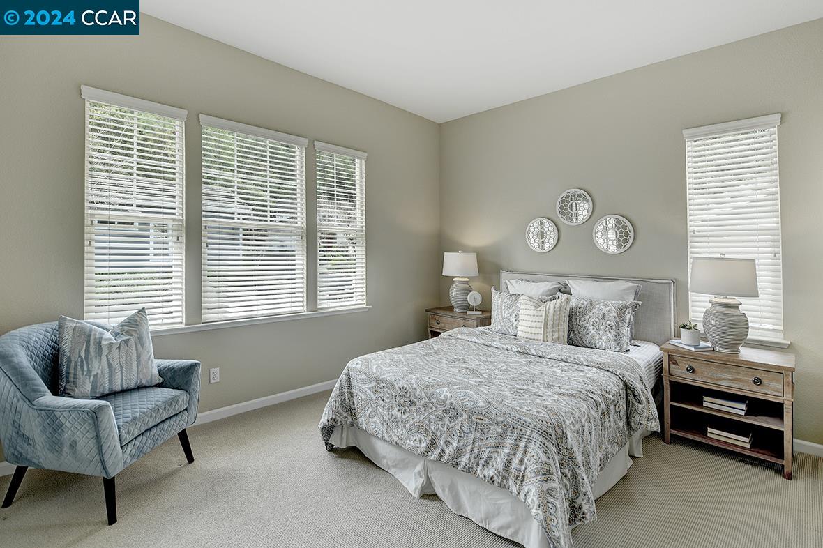 6409 Horsemans Canyon Dr