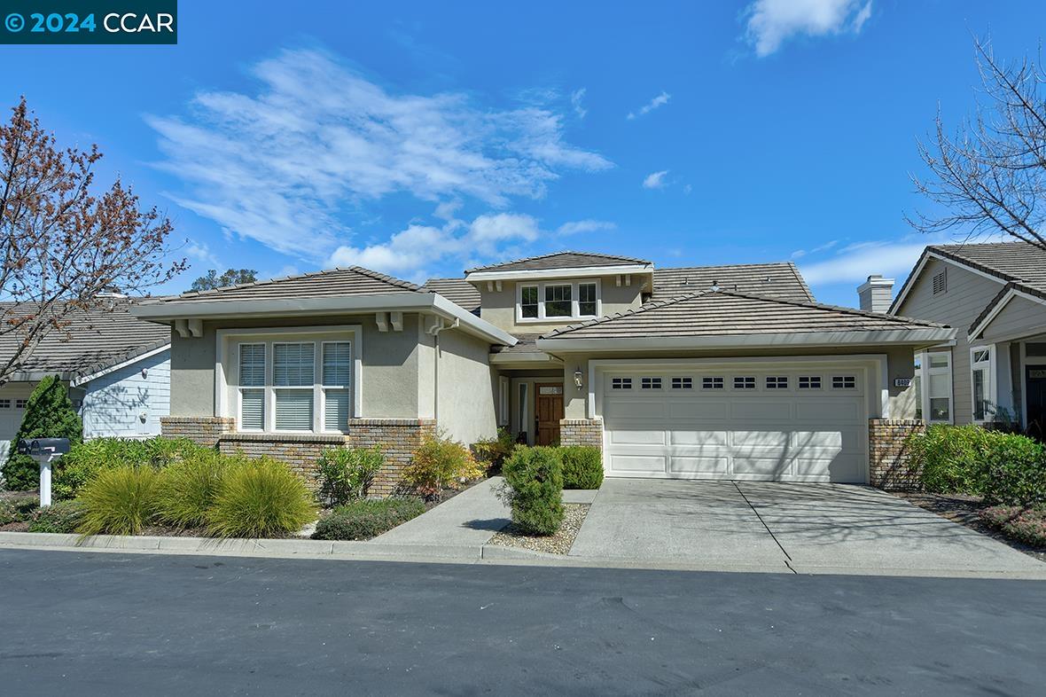 6409 Horsemans Canyon Dr