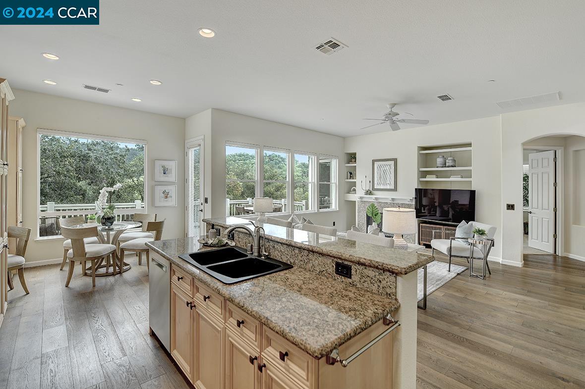 6409 Horsemans Canyon Dr