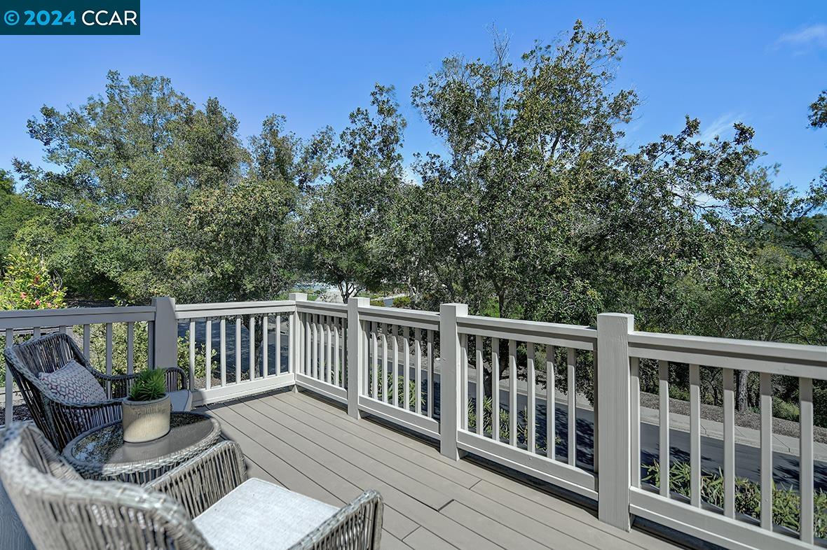 6409 Horsemans Canyon Dr