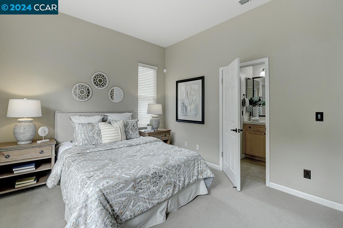 6409 Horsemans Canyon Dr