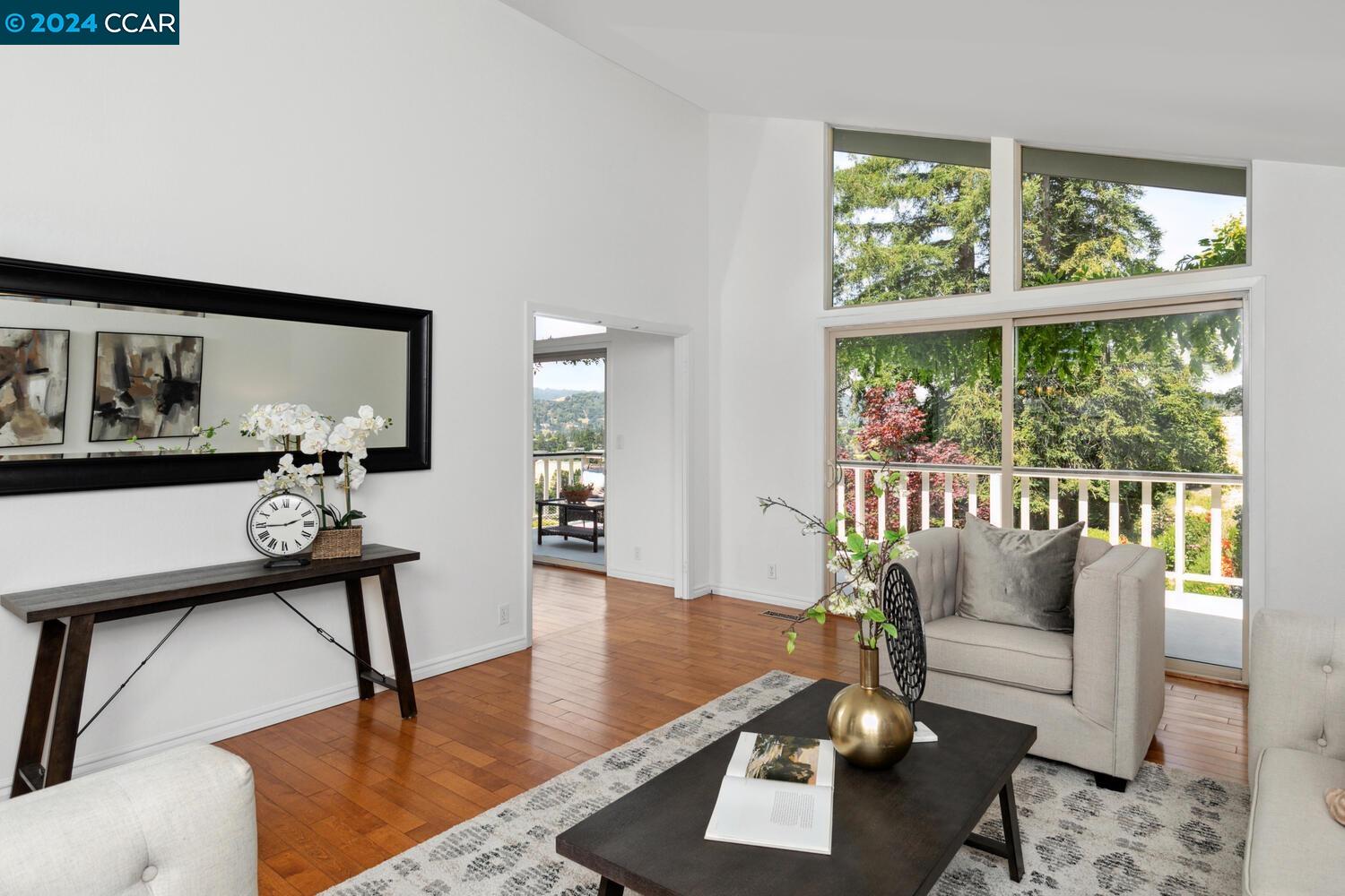 451 Fernwood Dr