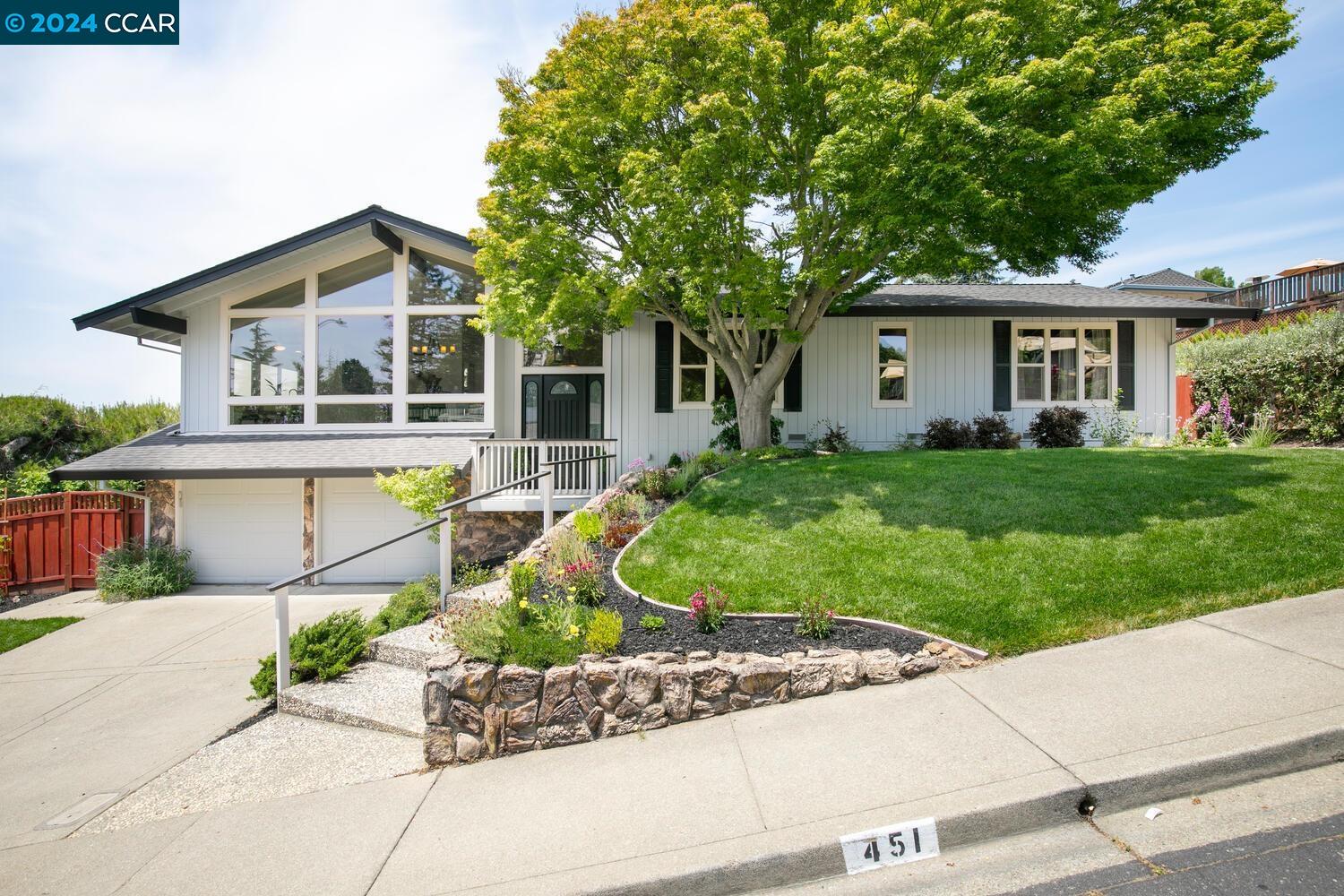 451 Fernwood Dr