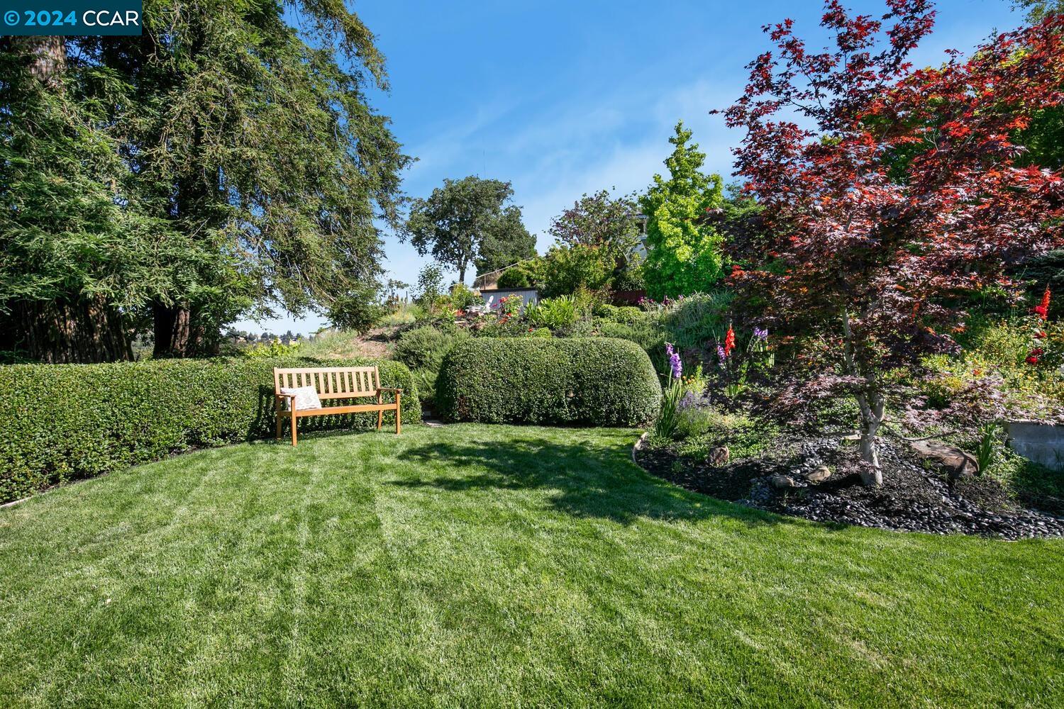451 Fernwood Dr