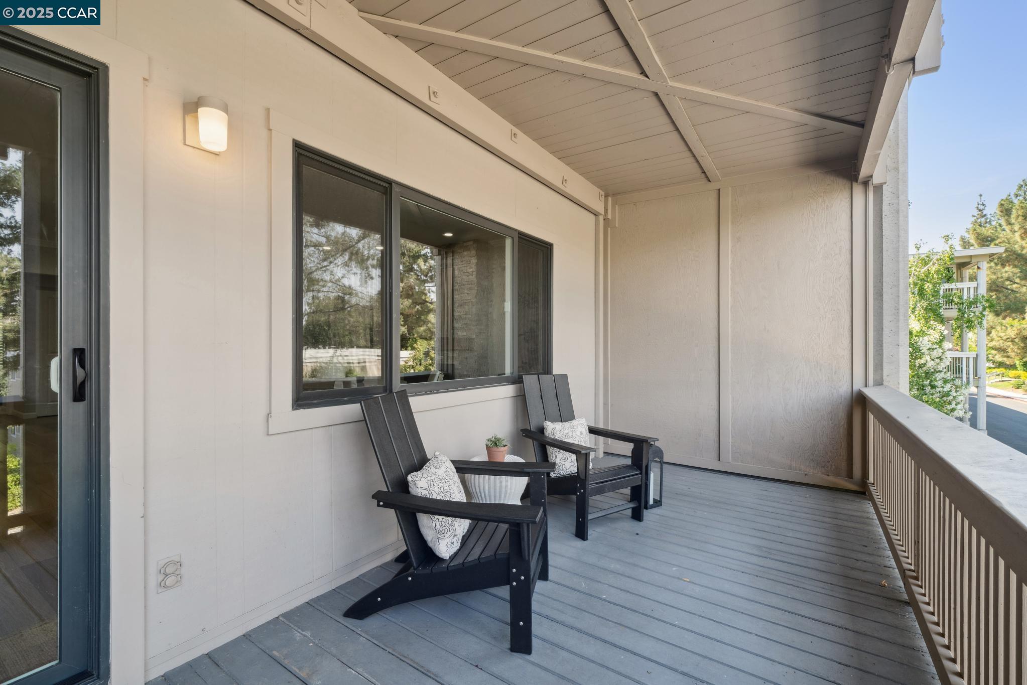 1150 Canyonwood Court # 4