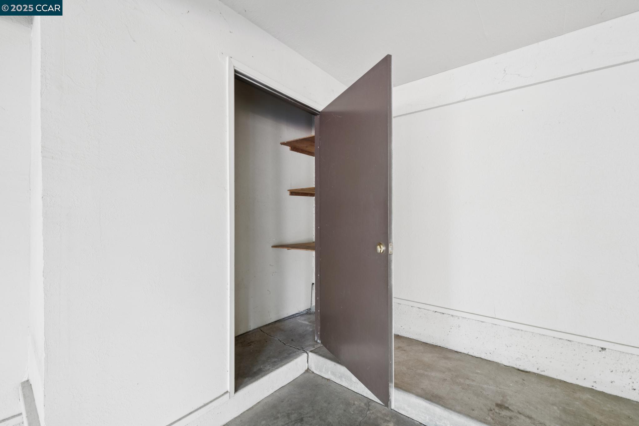 1150 Canyonwood Court # 4