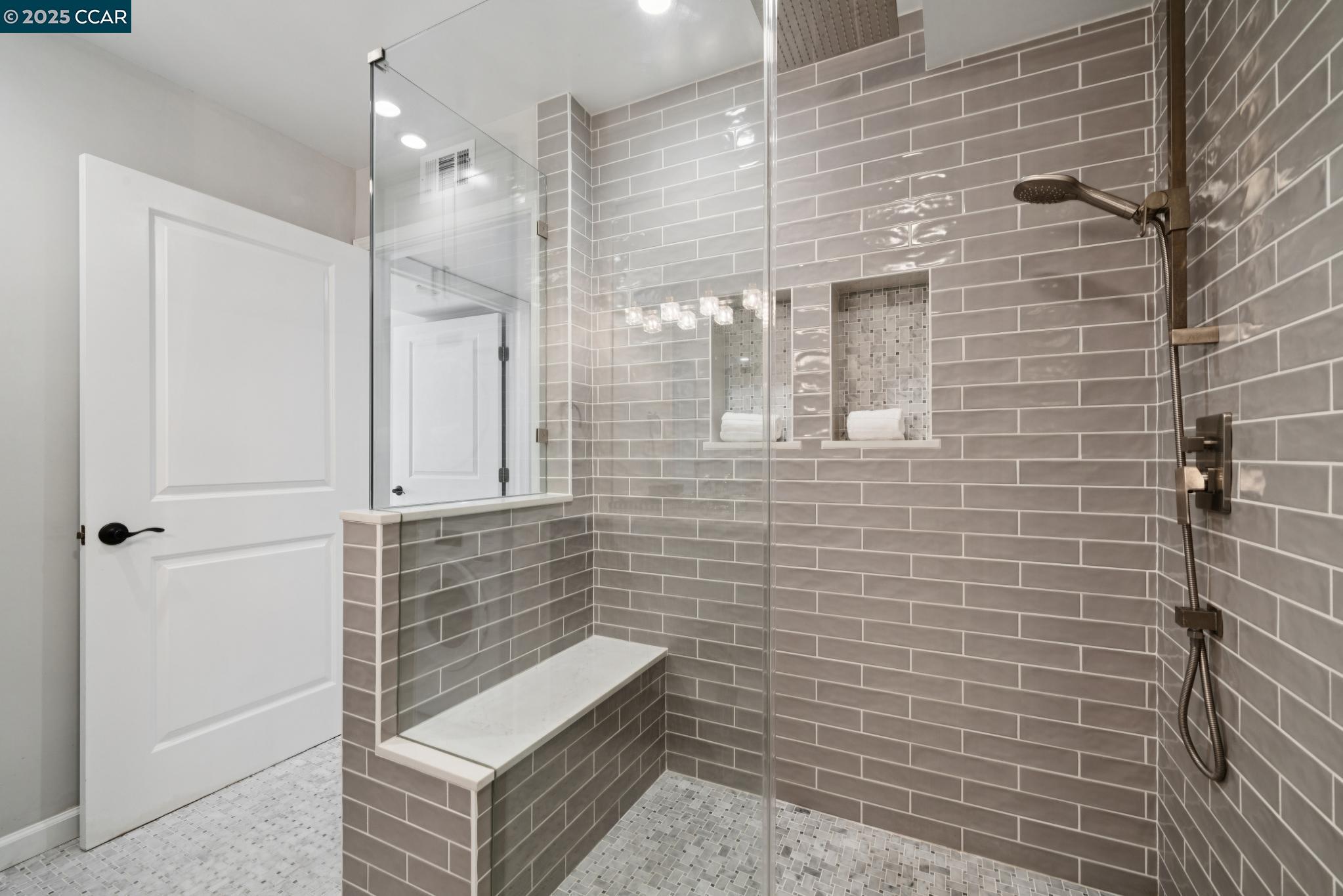 1150 Canyonwood Court # 4