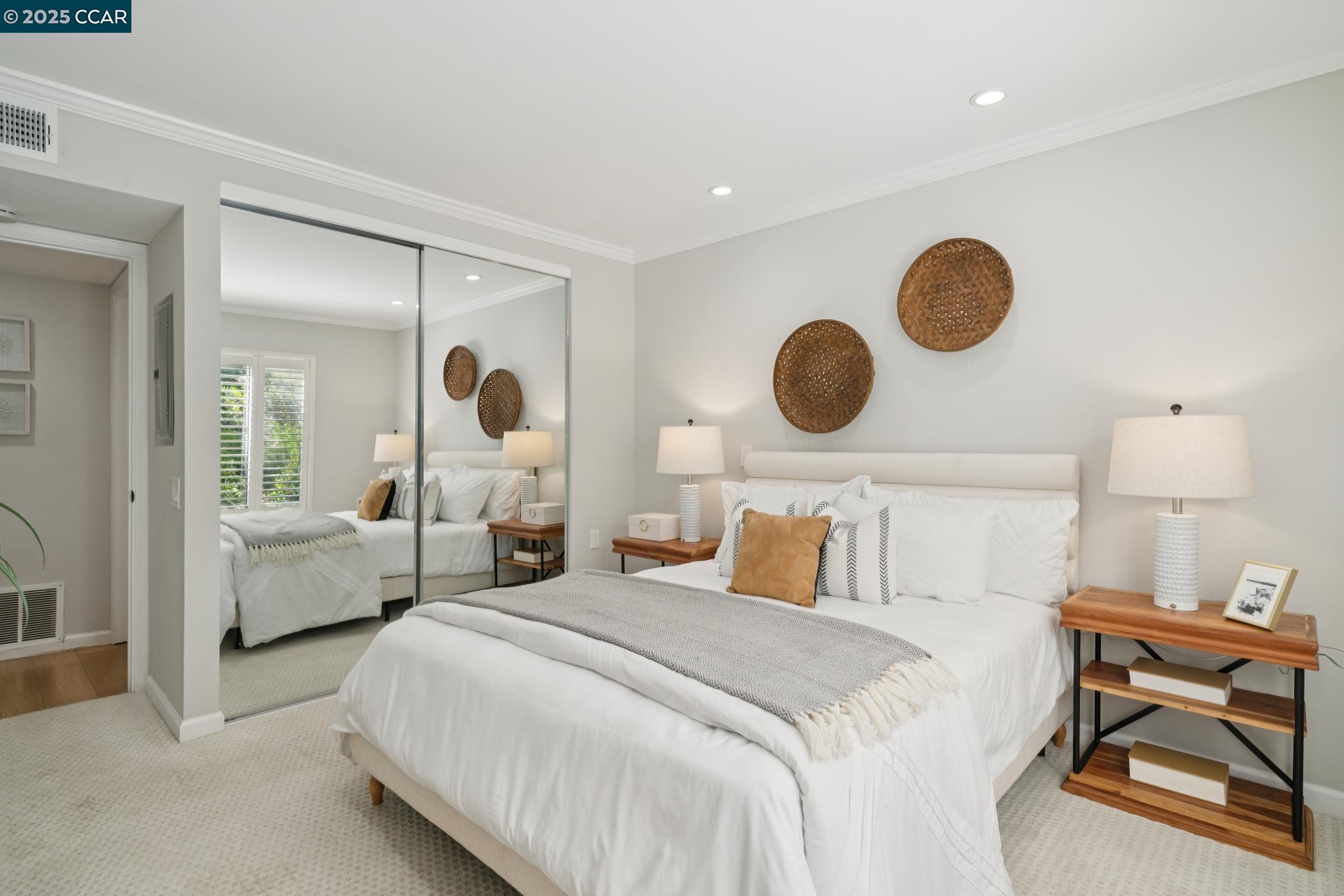 1150 Canyonwood Court # 4