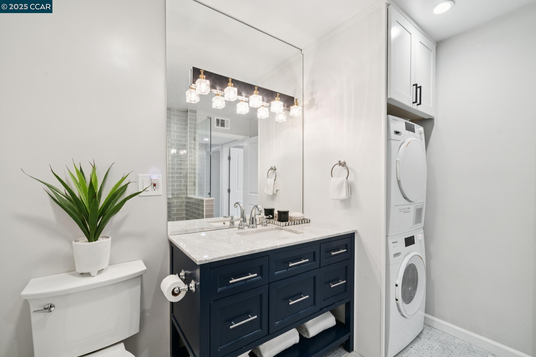 1150 Canyonwood Court # 4