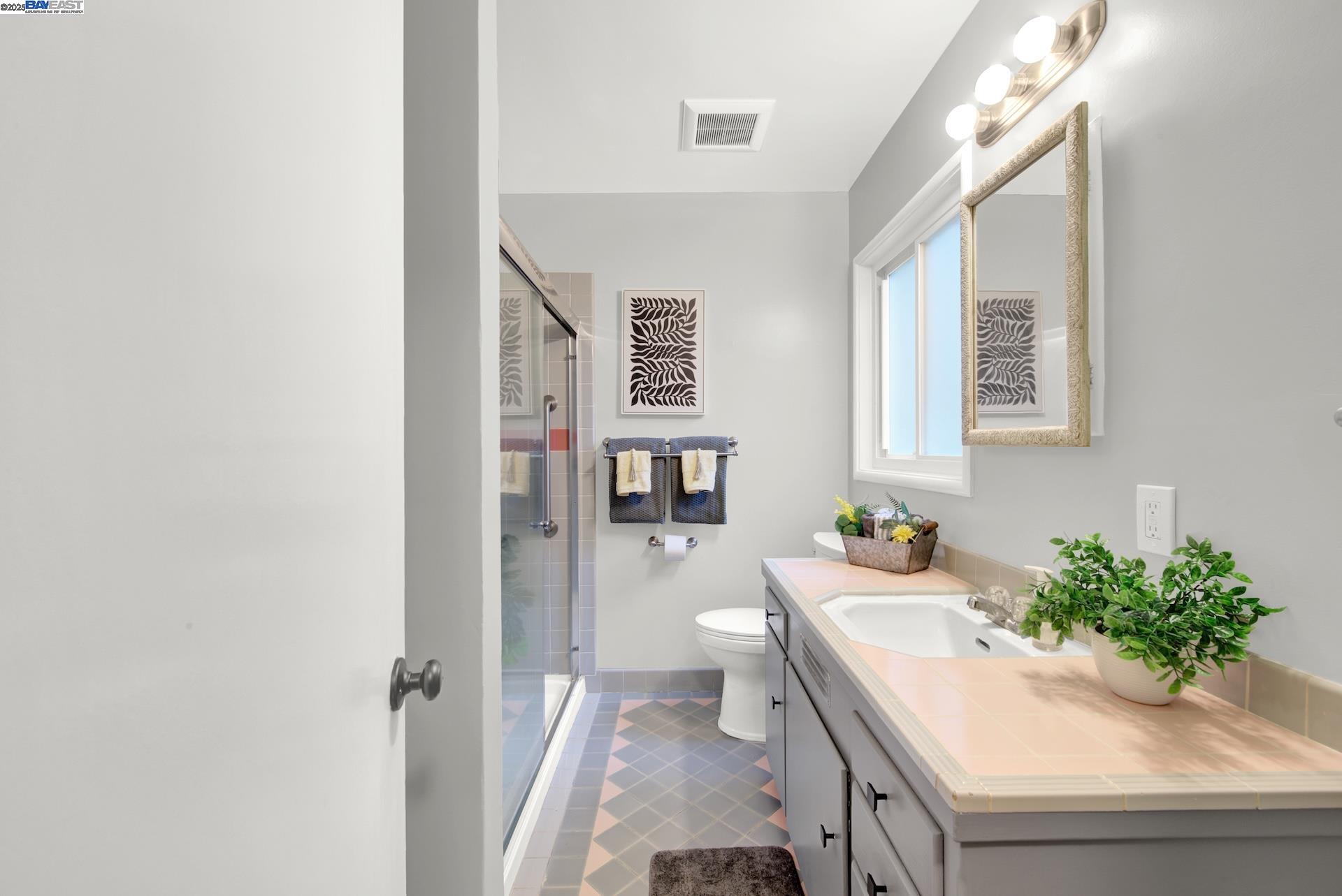 3627 Loma Vista Ave, Oakland