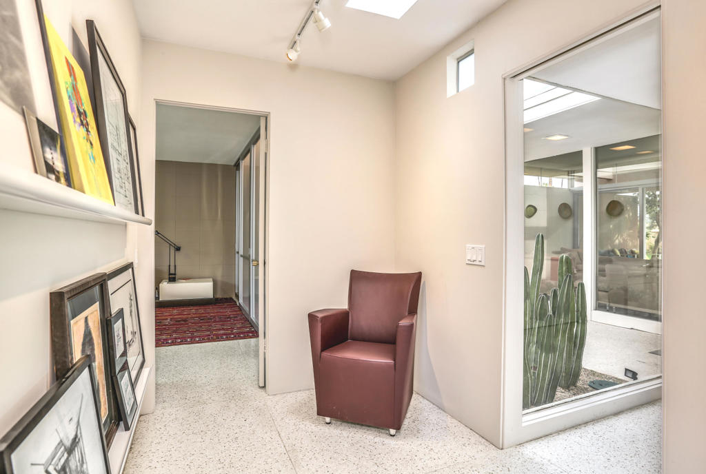 1202 Sandpiper Street