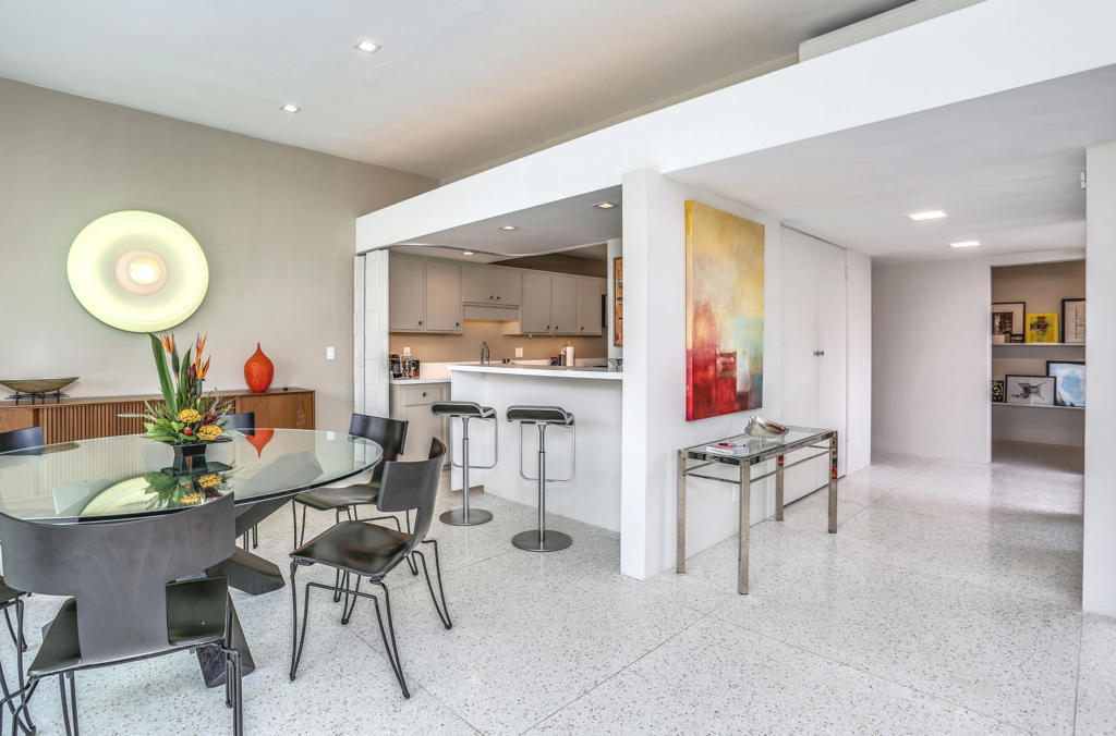 1202 Sandpiper Street