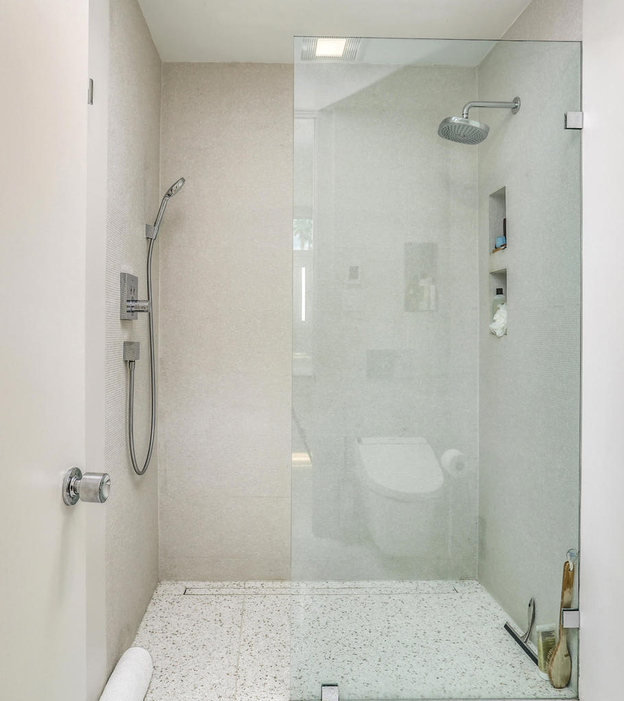 1202 Sandpiper Street