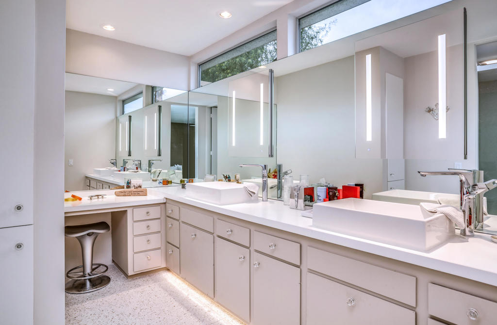 1202 Sandpiper Street