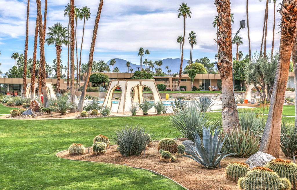 1202 Sandpiper Street