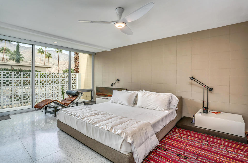 1202 Sandpiper Street