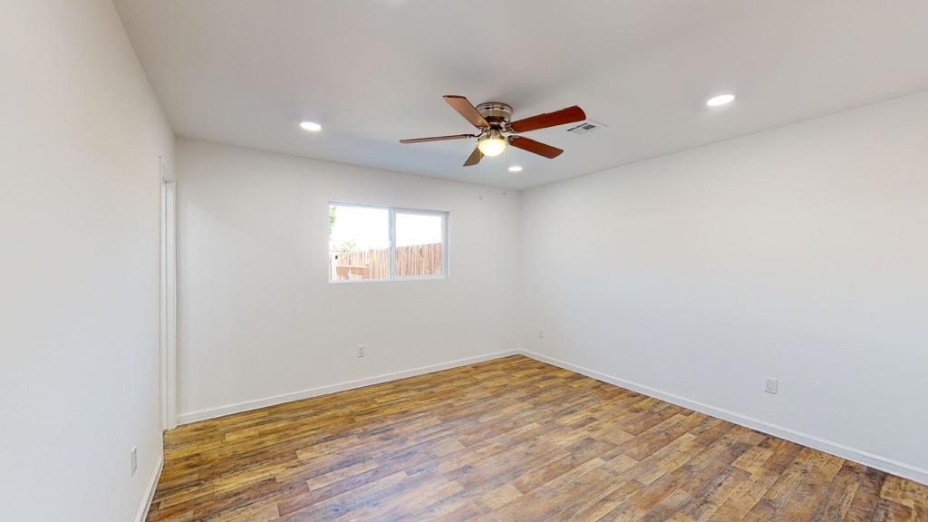 82812 Charlestown Avenue