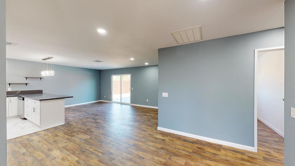 82812 Charlestown Avenue