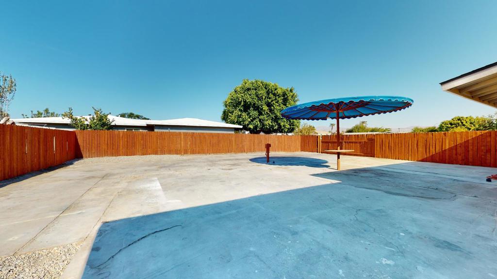 82812 Charlestown Avenue