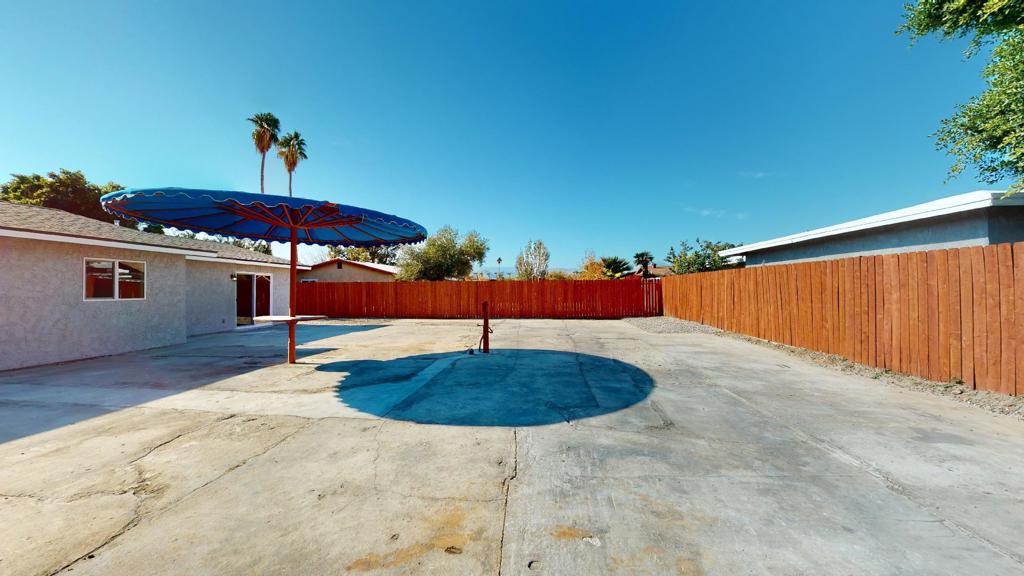 82812 Charlestown Avenue