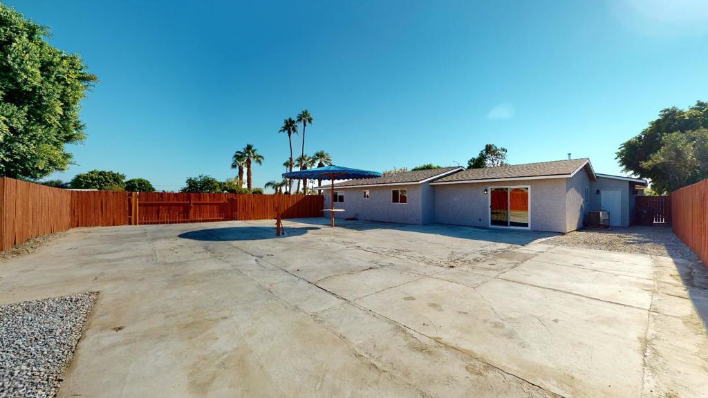 82812 Charlestown Avenue