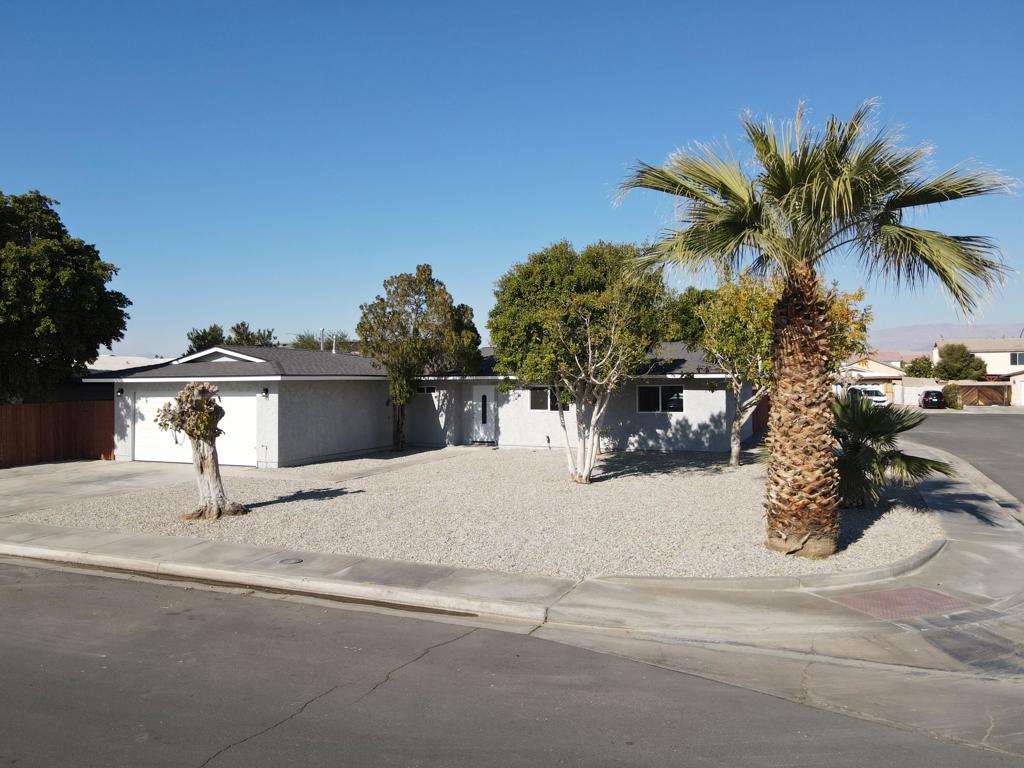 82812 Charlestown Avenue